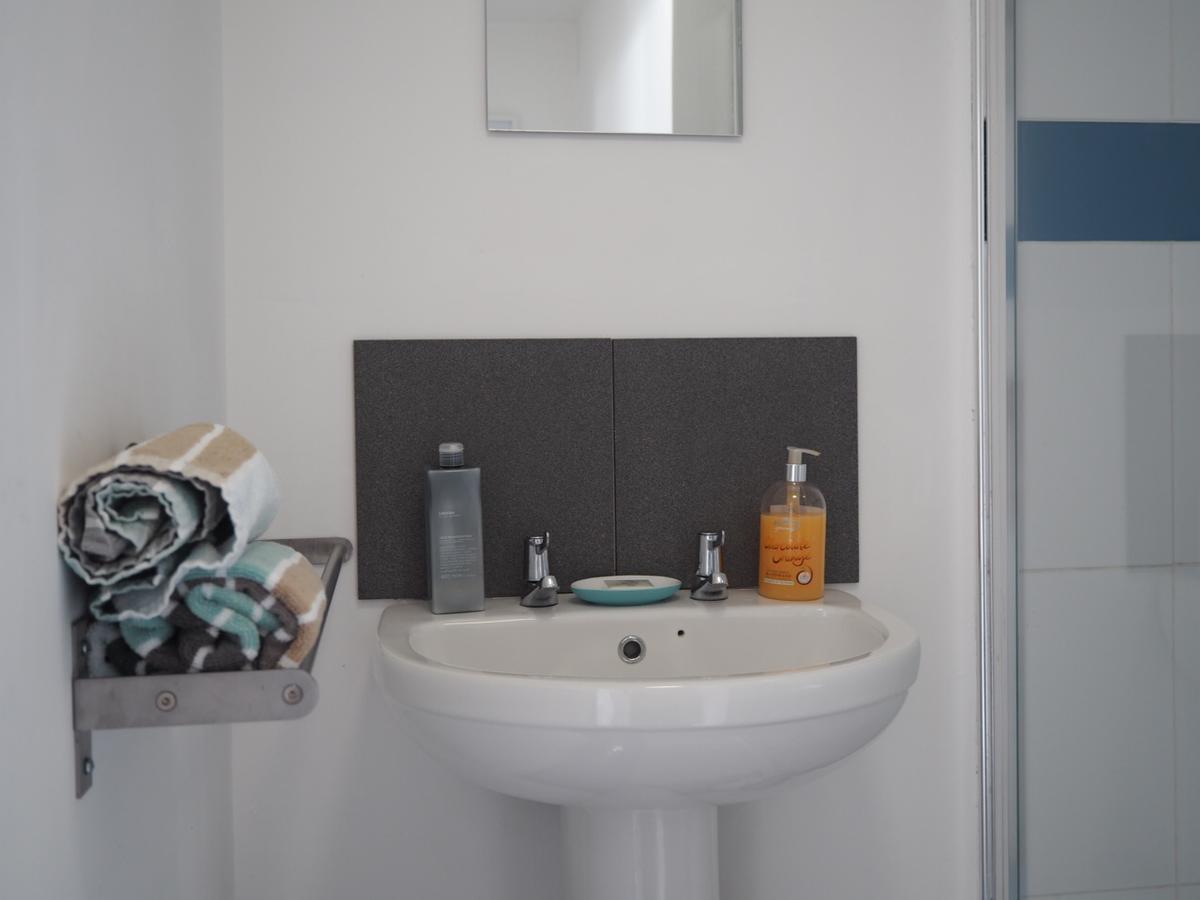 Wax, Watergate Hotel New Quay Екстериор снимка