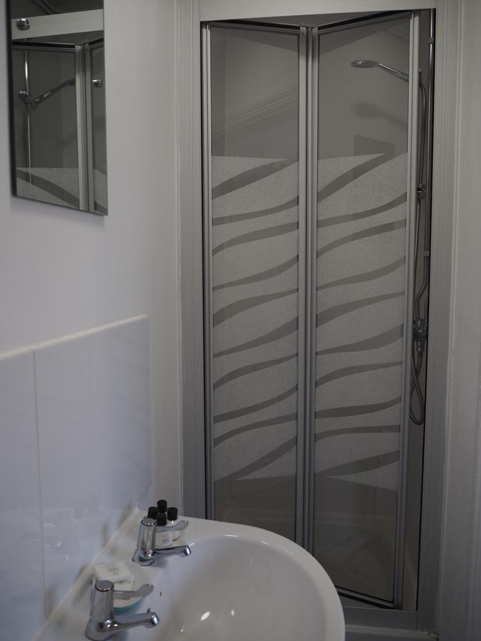 Wax, Watergate Hotel New Quay Екстериор снимка